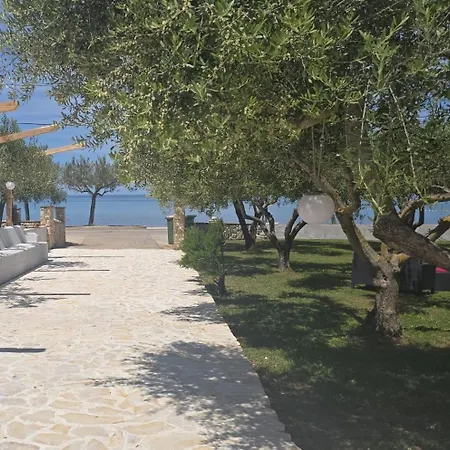 Apartment Olea 1930 - For 2 With Sea View And A Balcony Zaton (Zadar)